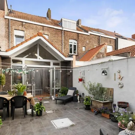 Gasthuis Scone - Guestroom - Centre Of In Calm Area *