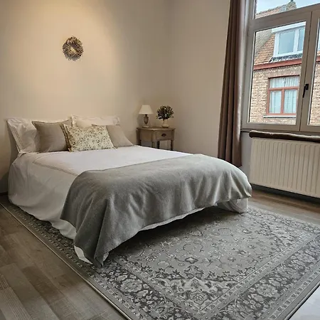 Scone - Guestroom - Centre Of In Calm Area *